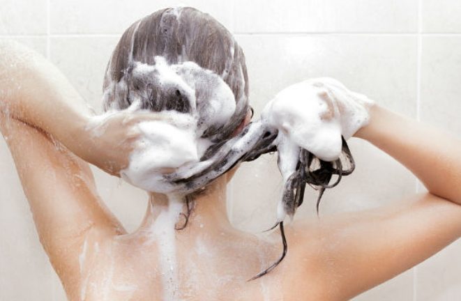 6 простых действий, которые приведут ваши волосы в порядок