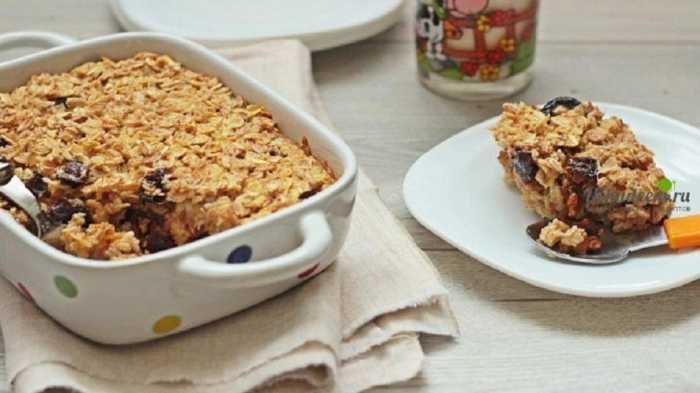 Овсяный крамбл с черносливом: твоя фигура скажет спасибо!