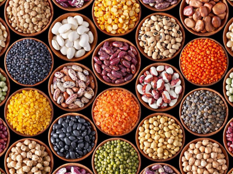 11 продуктов, которые стоит включить в рацион женщинам 50-ти лет