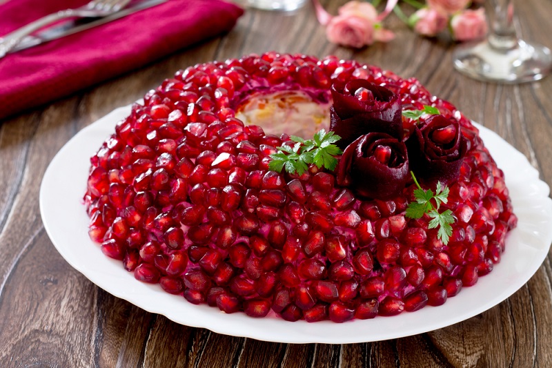 Для желудка и для кишечника: 12 вкусных салатов с черносливом. Восполнят нехватку витаминов