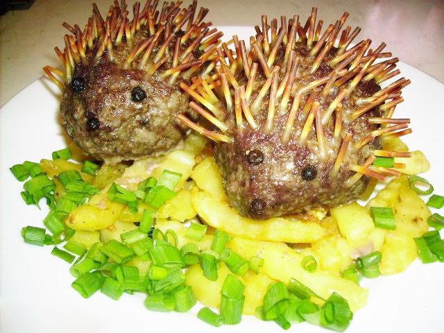 Горячие мясные блюда на праздничный стол — несколько интересных рецептов