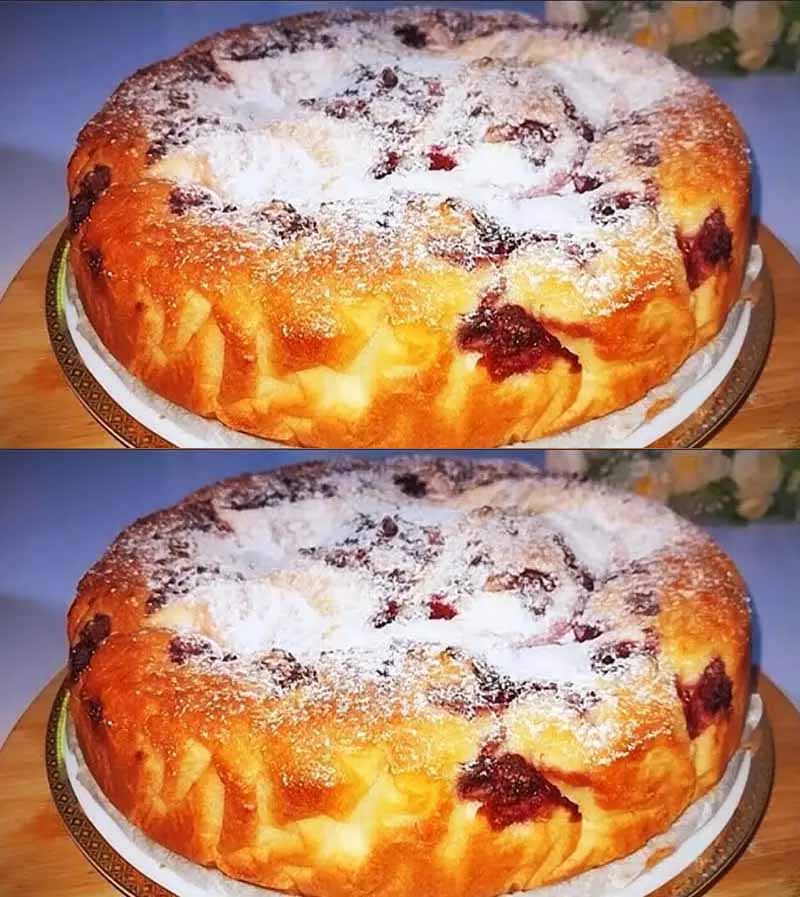 Все смешали и в духовку – самый нежный пирог за 20 минут. Вкуснее любого торта