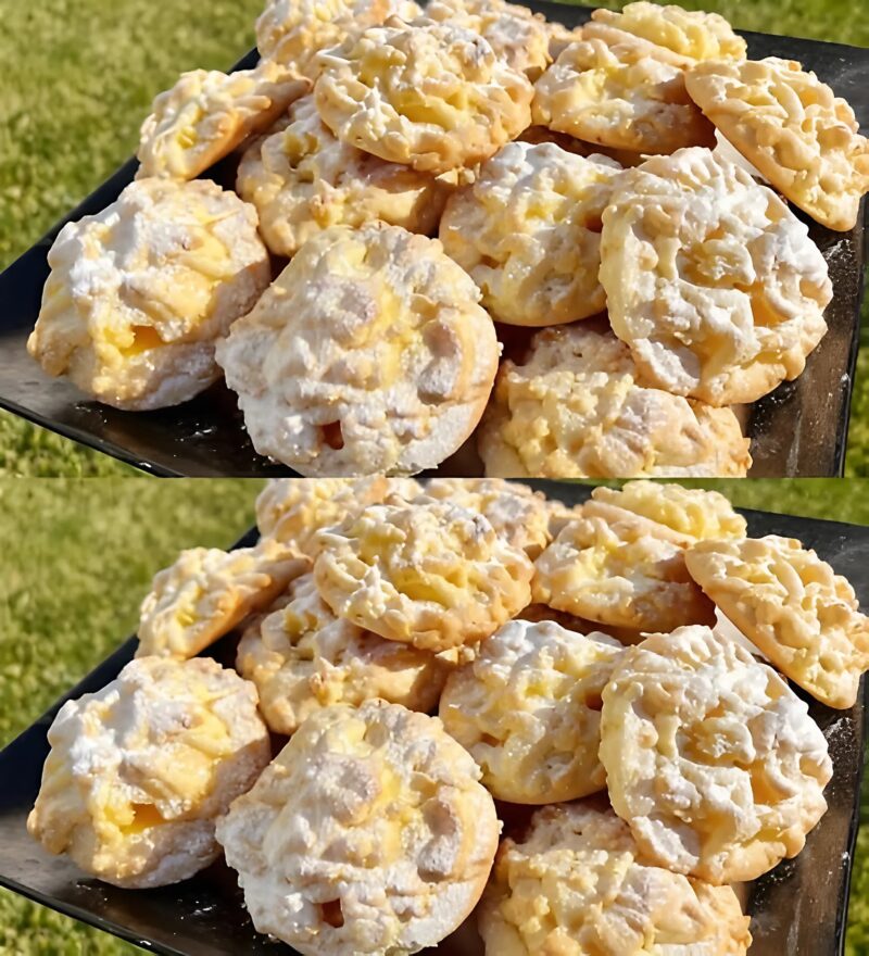 Итальянское печенье с нежнейшим кремом и фруктами — просто тает во рту! 😍 Идеальный десерт, который выглядит эффектно и готовится легко! Итальянское печенье с нежнейшим кремом и фруктами — просто тает во рту! 😍 Идеальный десерт, который выглядит эффектно и готовится легко!