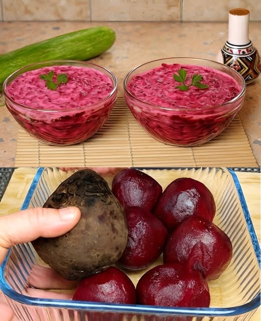 Свёклу покупаю через день — а салат улетает мгновенно! 😍 Вкусный салат за 5 минут, а на второй день он становится ещё вкуснее! 🎉 Бесподобное блюдо для любого праздничного стола — первым сметут со стола! Свёклу покупаю через день — а салат улетает мгновенно! 😍 Вкусный салат за 5 минут, а на второй день он становится ещё вкуснее! 🎉 Бесподобное блюдо для любого праздничного стола — первым сметут со стола!